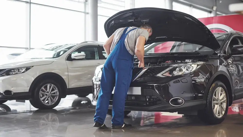 Sinais de Desgaste Automotivo a Não Ignorar